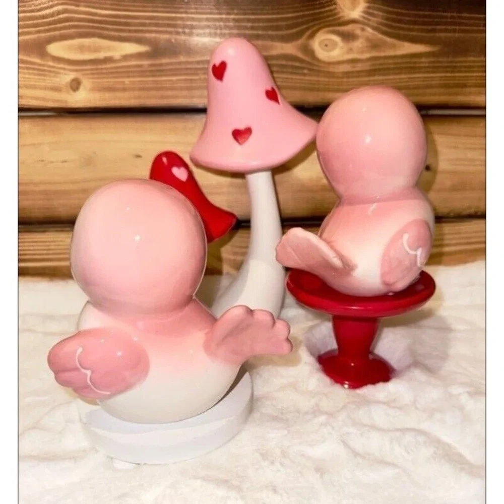 New Set of 2 Pink Retro Bird Ceramic Love Bird Valentines‎ Lovebirds Pastel